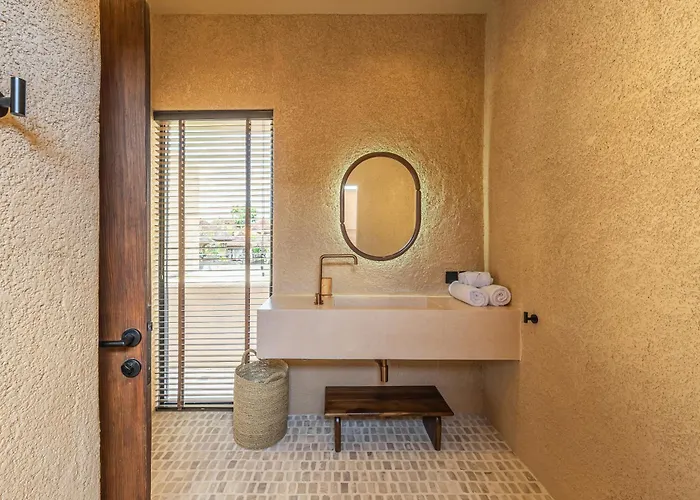 Villa Zama - Earthy-chic 2br With Pool In Canggu (Bali)