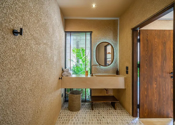 Zama - Earthy-chic 2br With Pool In