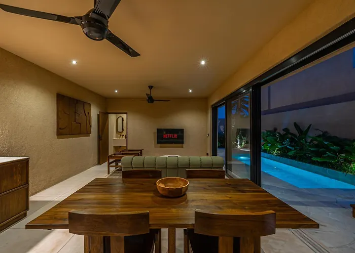 Zama - Earthy-chic 2br With Pool In Villa