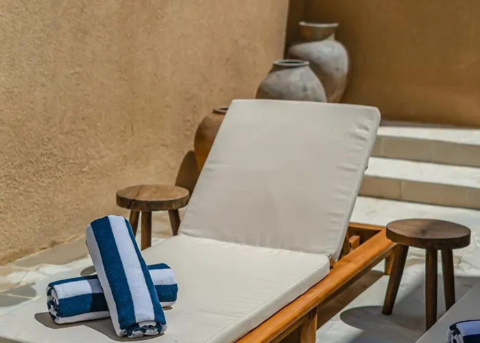 Zama - Earthy-chic 2br With Pool In Villa *