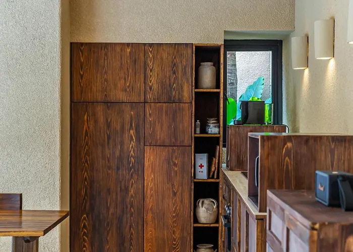 Villa Zama - Earthy-chic 2br With Pool In Canggu (Bali)